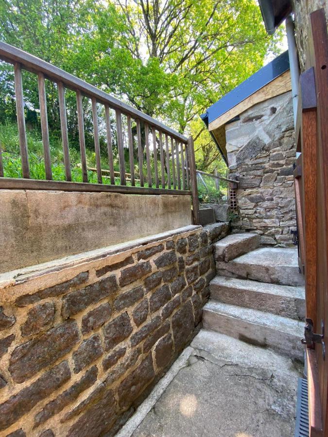 Petit Cocon Au Coeur Du Morvan Montreuillon エクステリア 写真