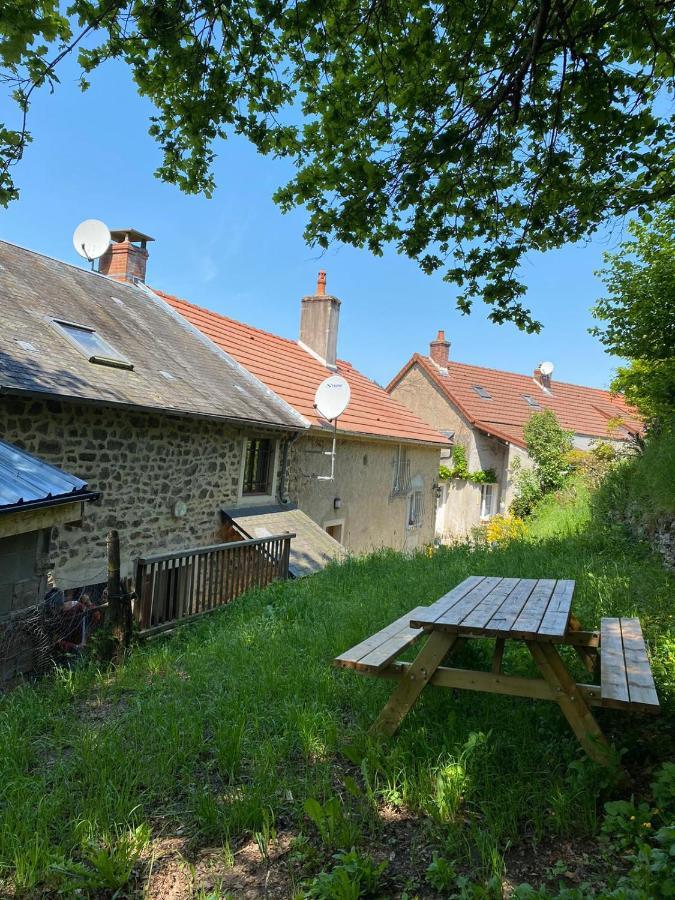 Petit Cocon Au Coeur Du Morvan Montreuillon エクステリア 写真
