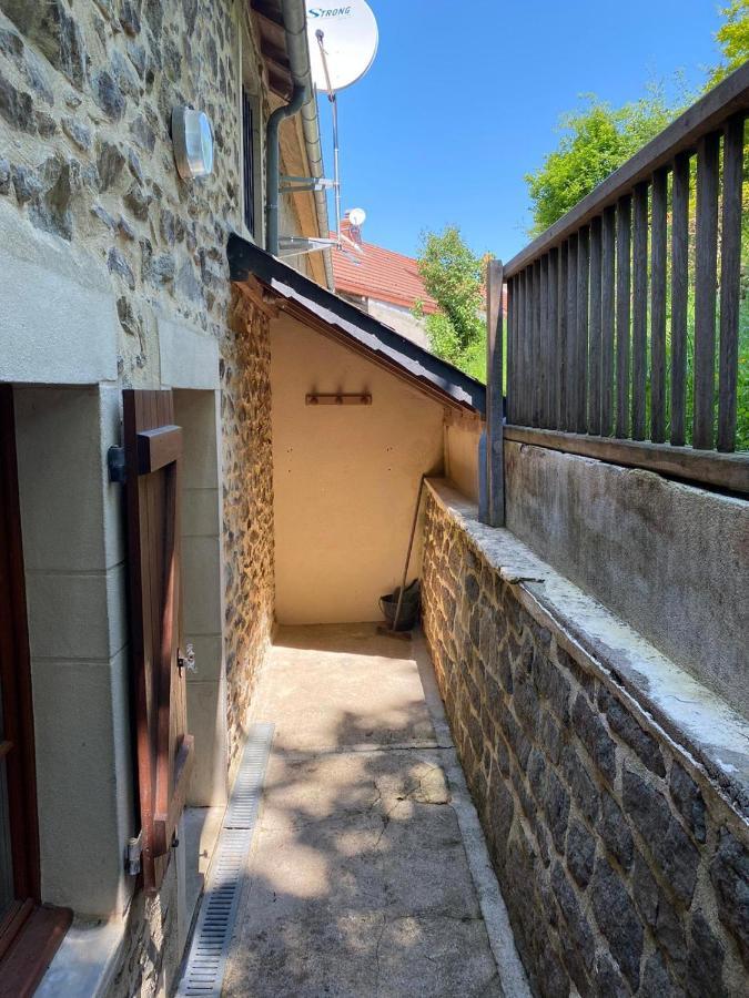 Petit Cocon Au Coeur Du Morvan Montreuillon エクステリア 写真